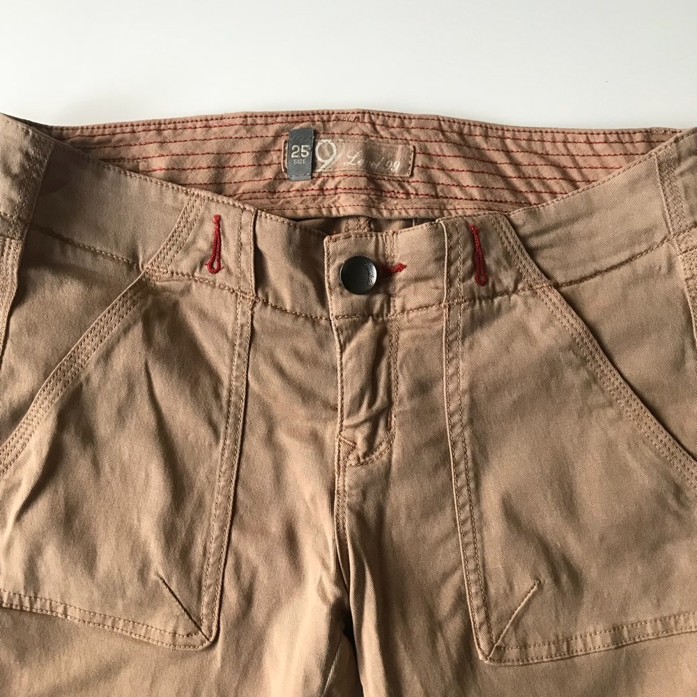NWOT Level 99 tan ankle pants